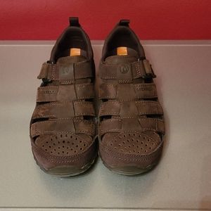 Merrell move trail shoes